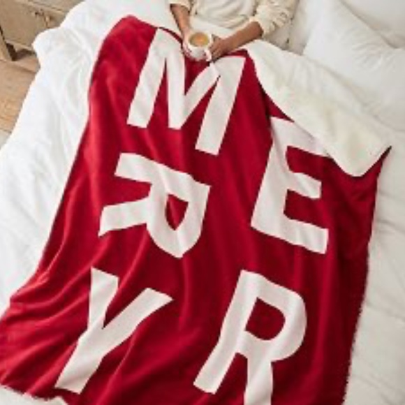 Pottery Barn "Merry" Jacquard Throw - 50 x 60 - NWT - Picture 1 of 4